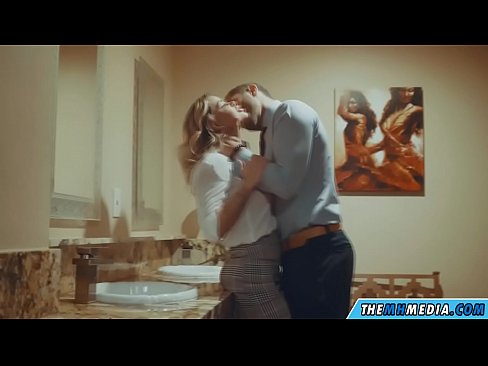 ❤️ When a busty blonde seduces you in a public toilet ❤❌ Super sex at en-gb.mailkassa.ru